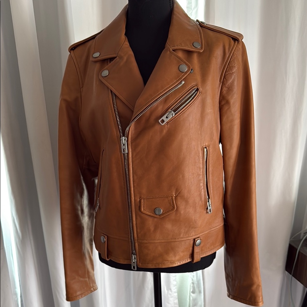 Beautiful Coach women’s Tan Leather Biker Jacket